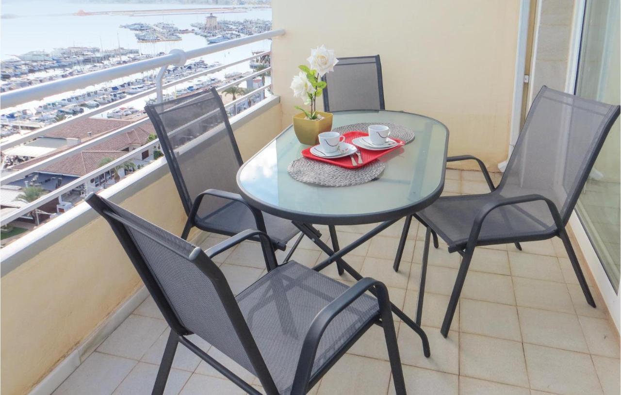 2 Bedroom Stunning Apartment In Торевиеха Екстериор снимка