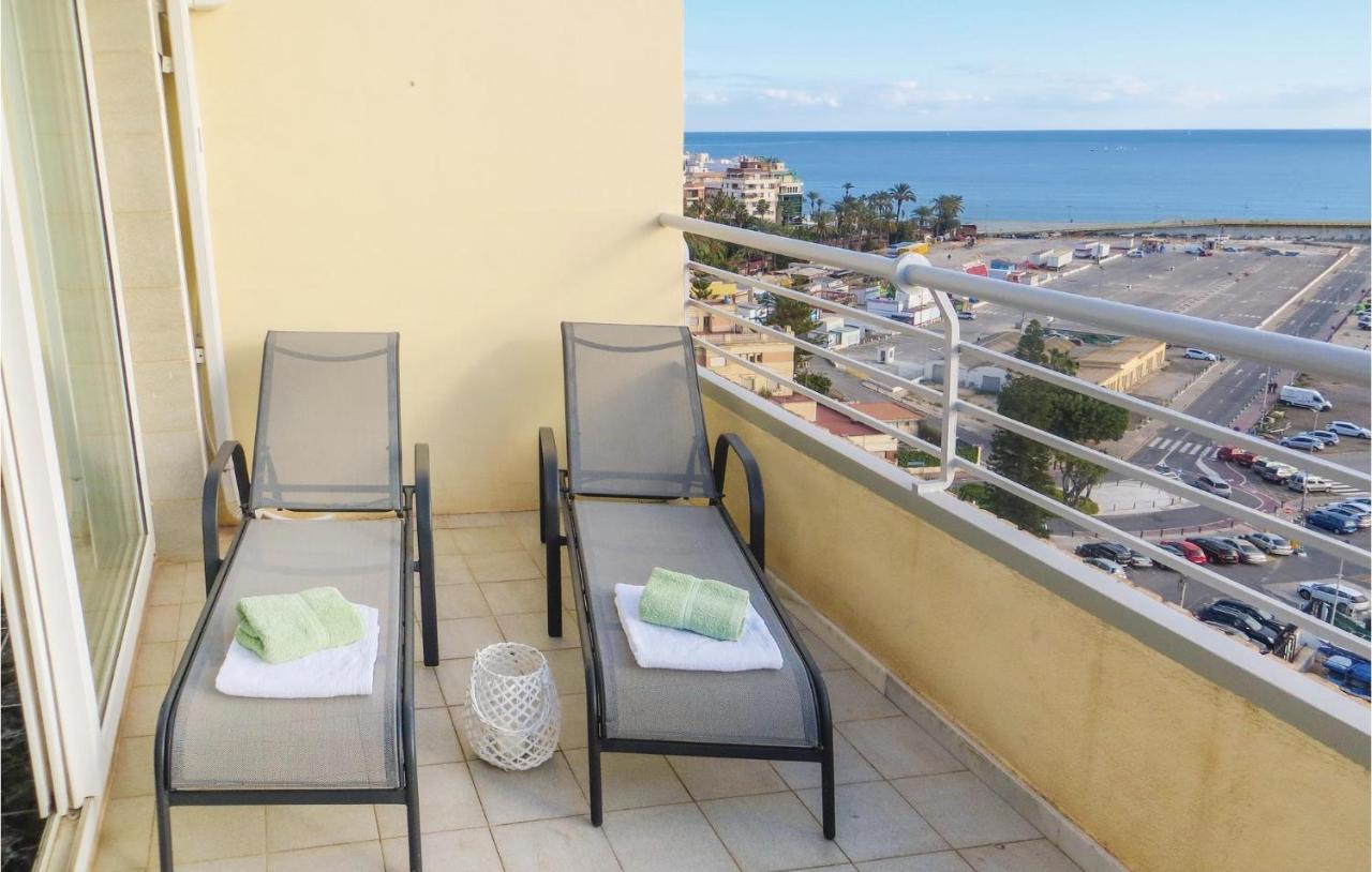 2 Bedroom Stunning Apartment In Торевиеха Екстериор снимка