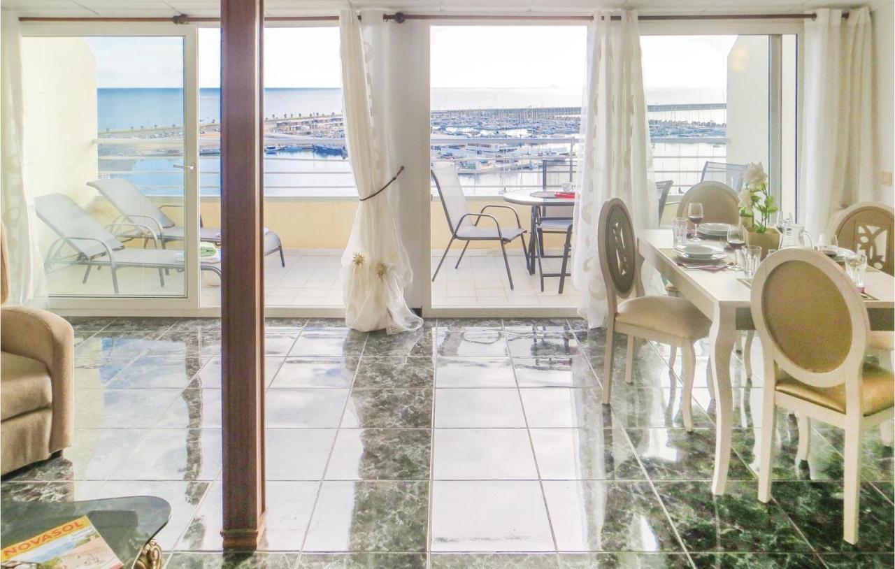 2 Bedroom Stunning Apartment In Торевиеха Екстериор снимка
